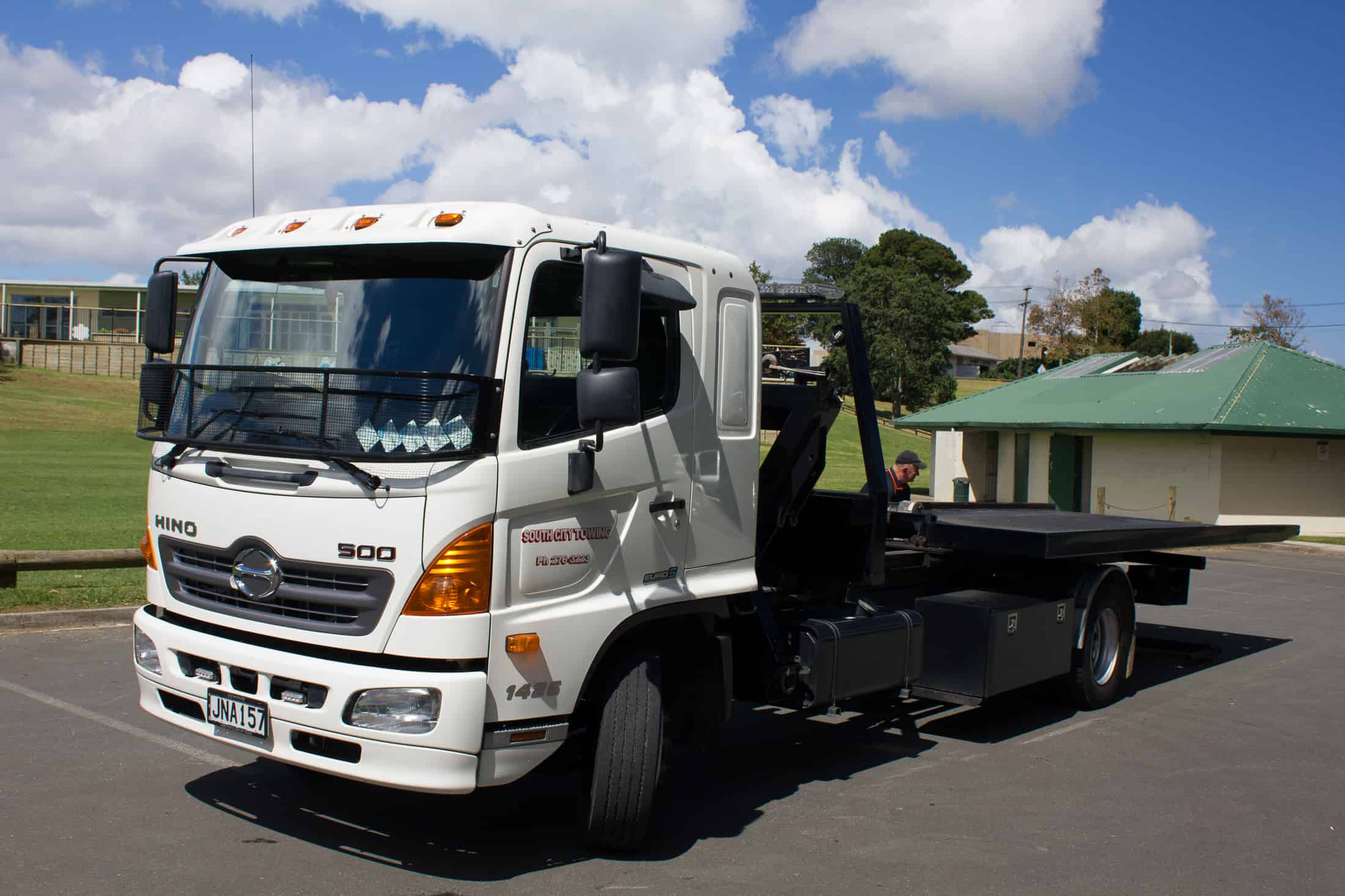 Emergency towing and breakdown recovery service Auckland